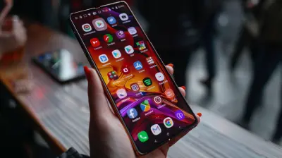 Foldable Phones: Revolution or Gimmick?