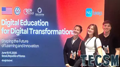 FSU Students Represent University at International Education and Technology Conference in South Korea